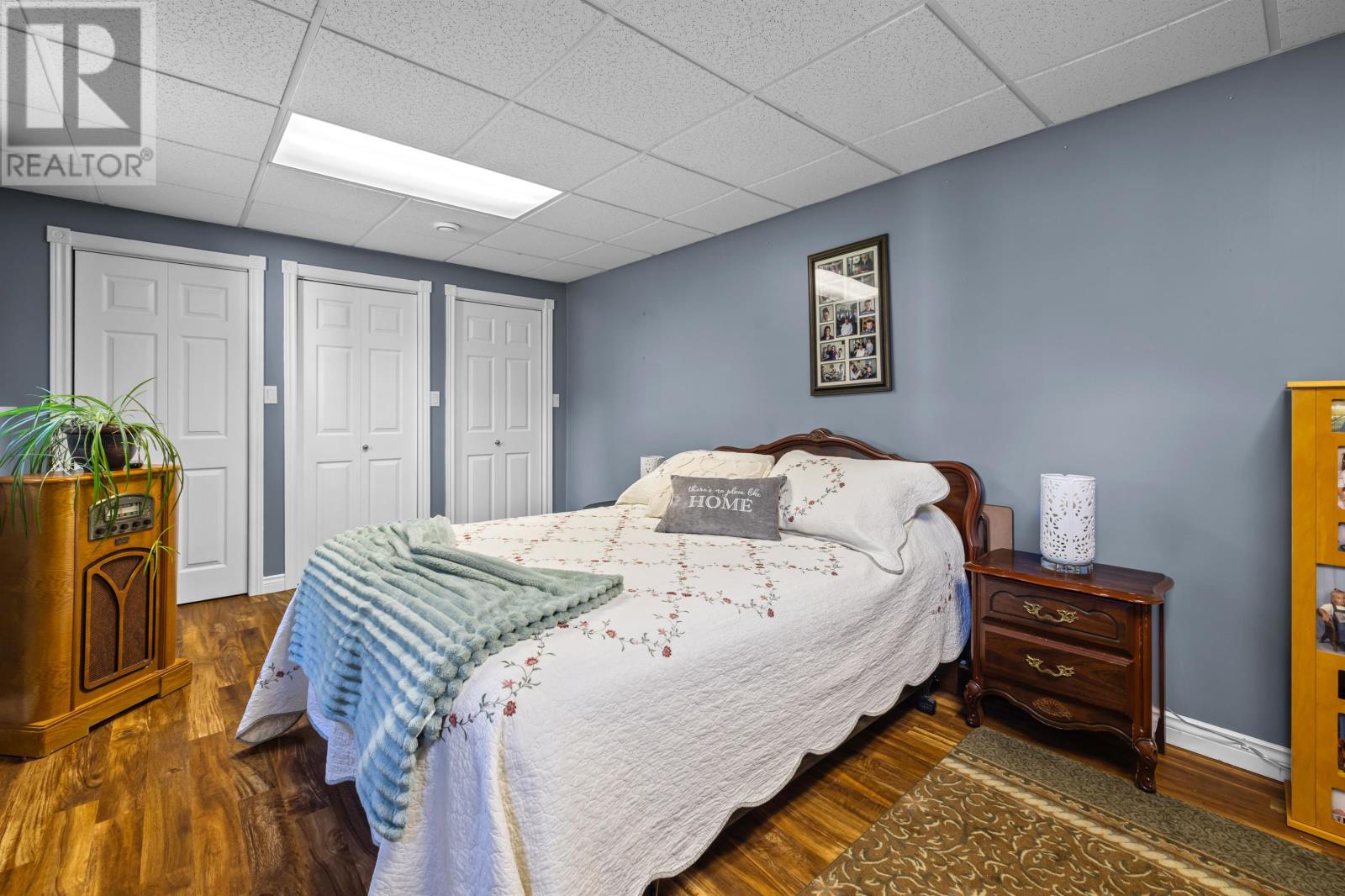 102 Crozier Drive - 34
