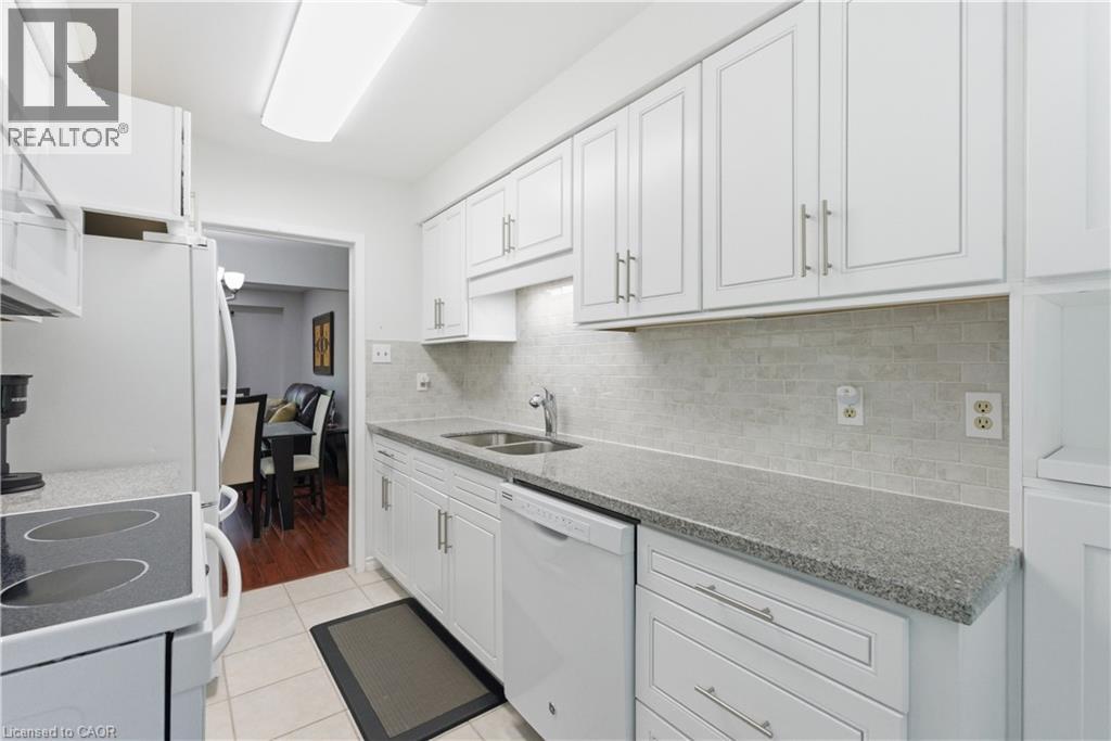 #66 3027 GLENCREST Road - 18