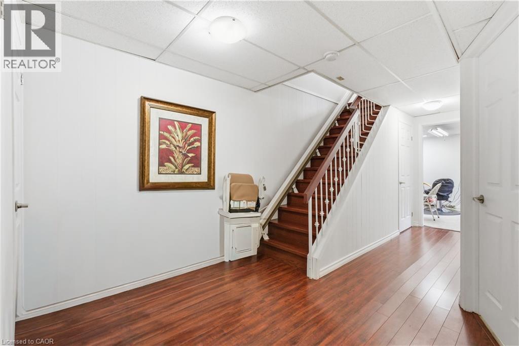 #66 3027 GLENCREST Road - 34