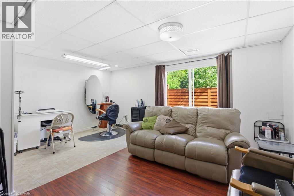 #66 3027 GLENCREST Road - Image 38