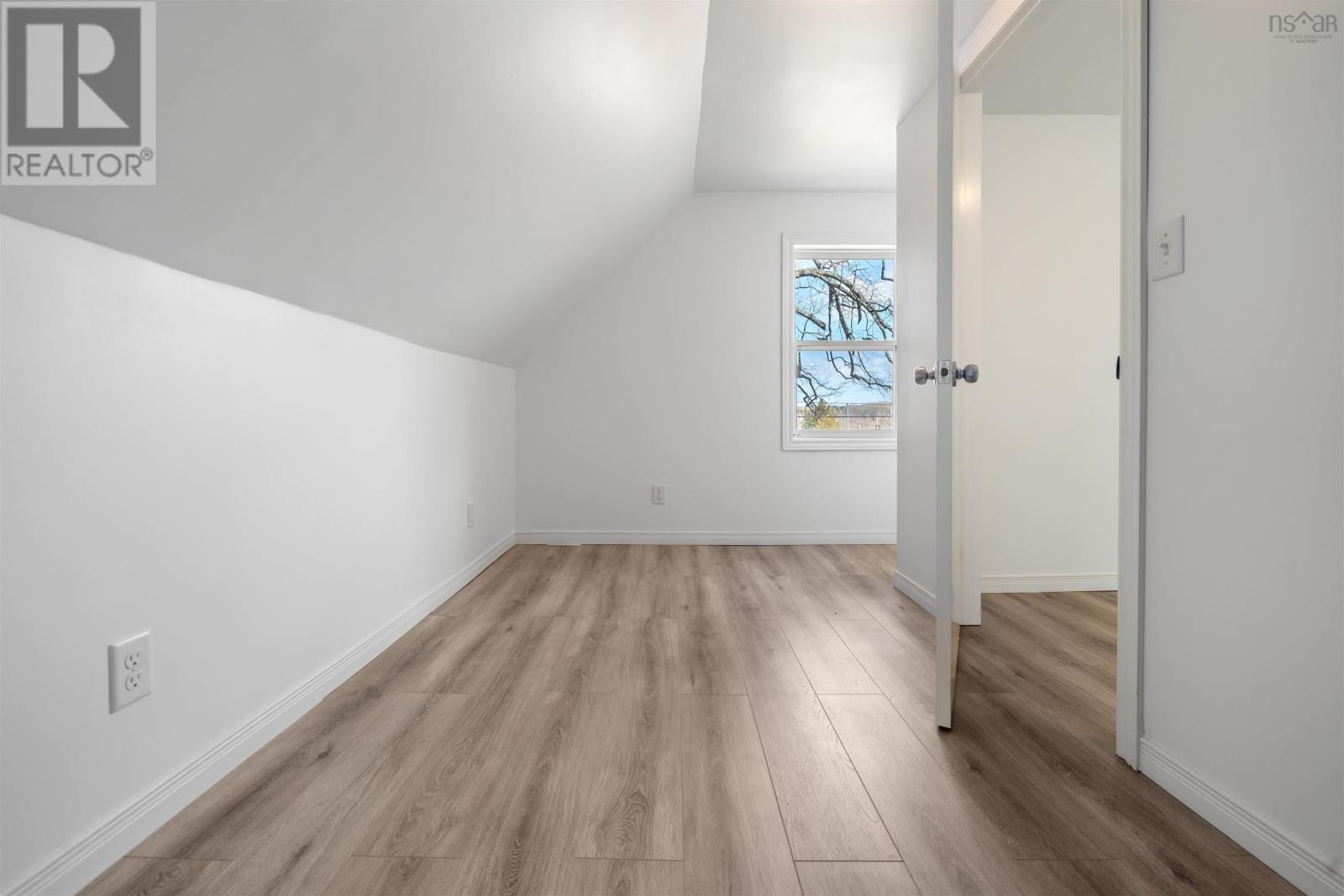 2482 Athol Road - 30