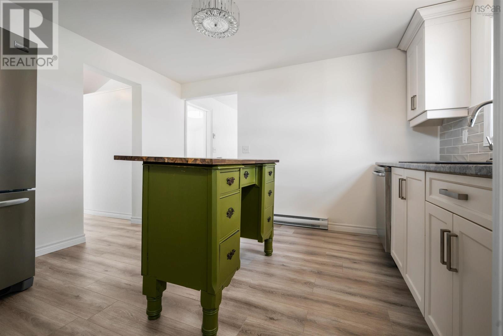2482 Athol Road - 9