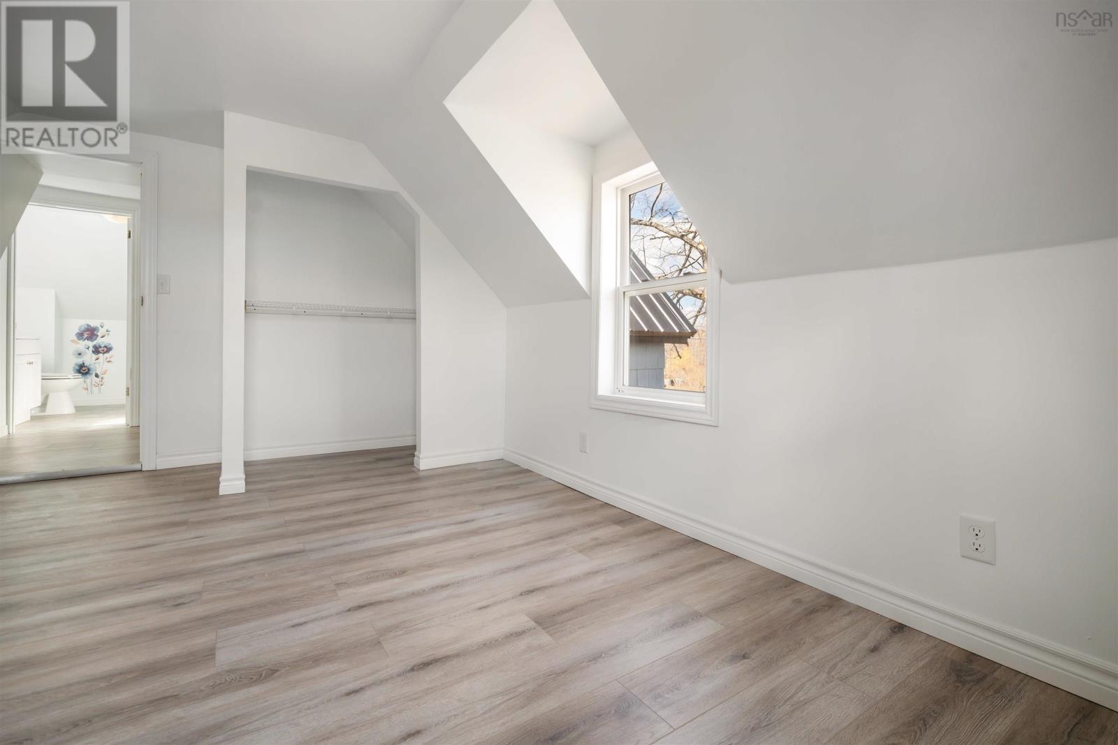 2482 Athol Road - 37