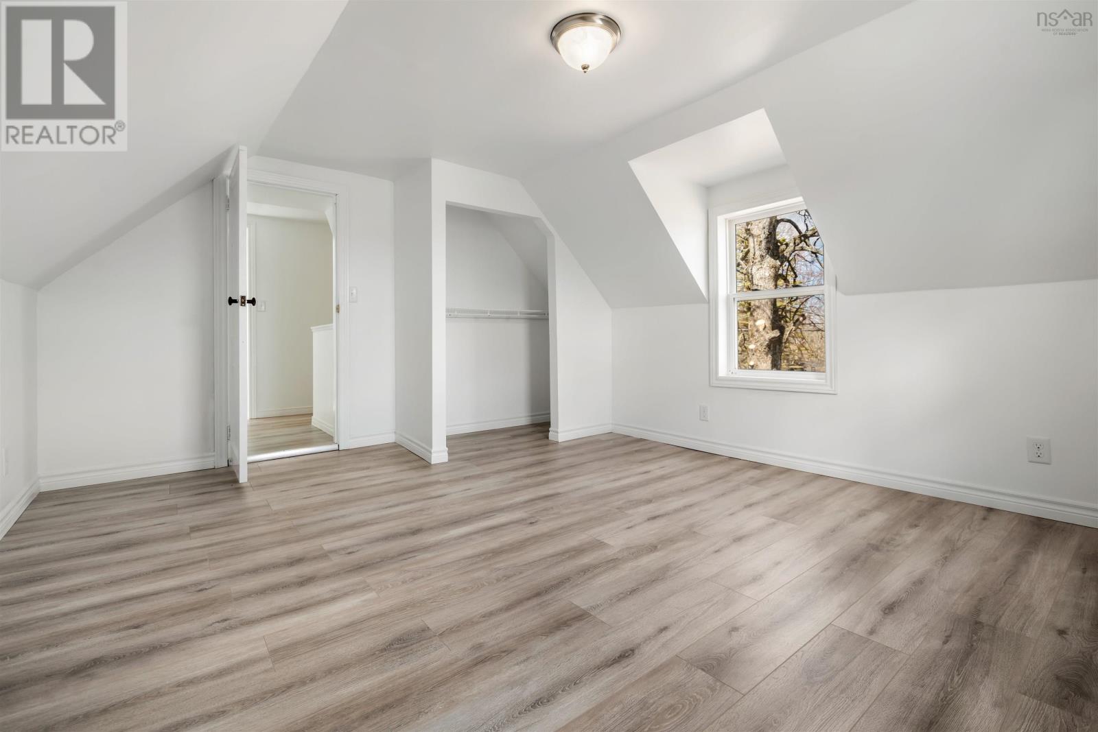 2482 Athol Road - 36