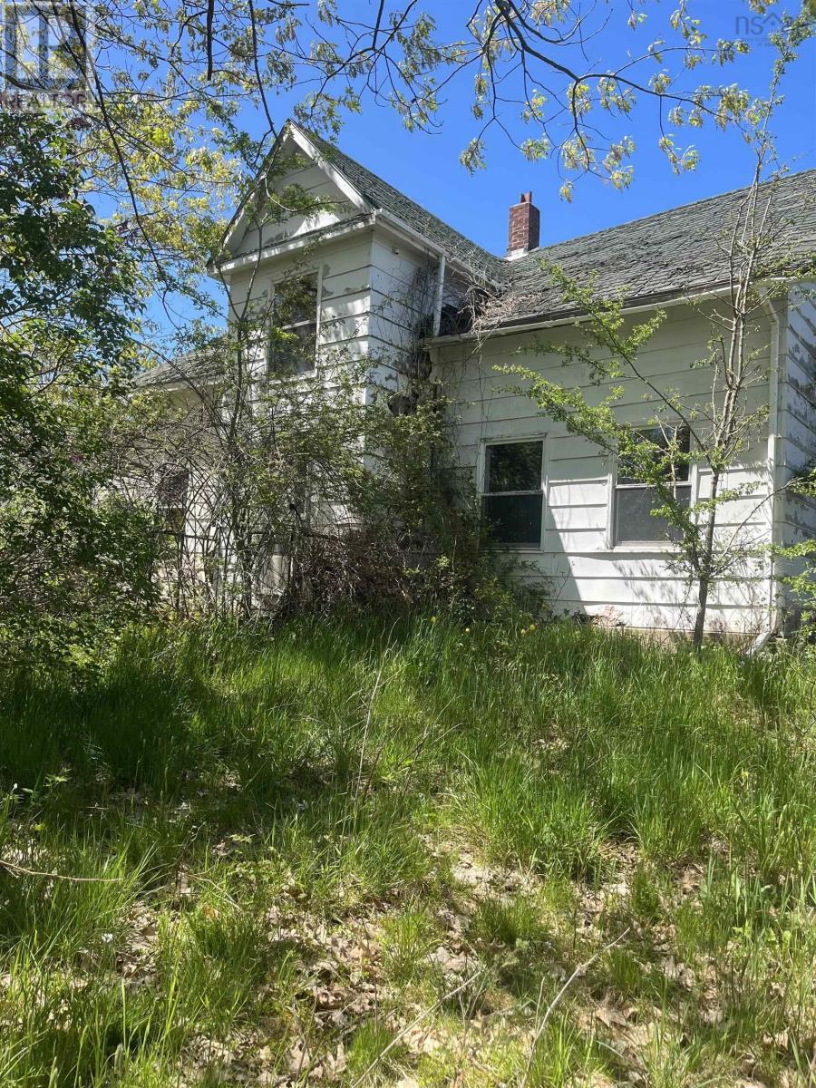 7017 Highway 1 - 4