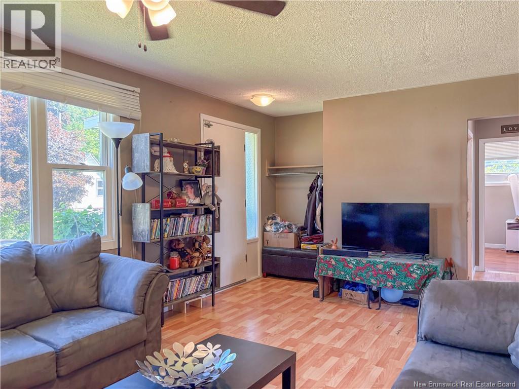 123 Cambridge Street - Image 4