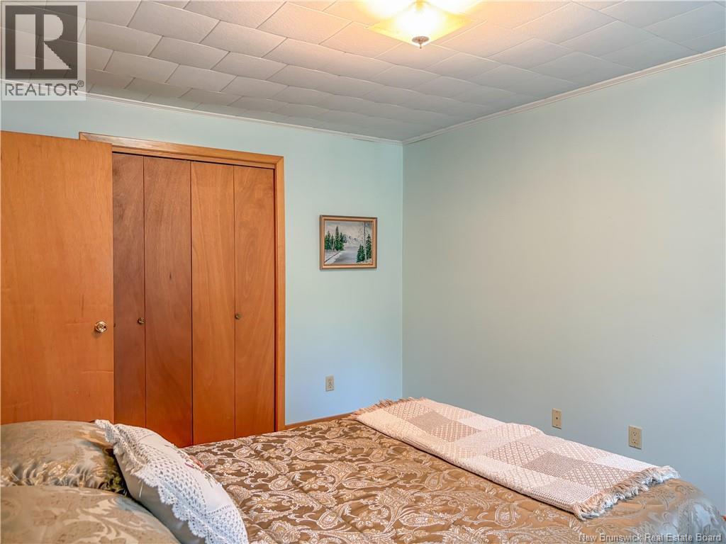 7 Birchwood Street - 41