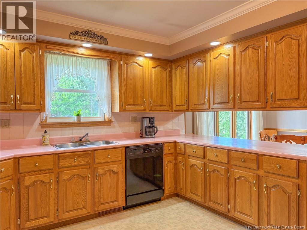 7 Birchwood Street - 8