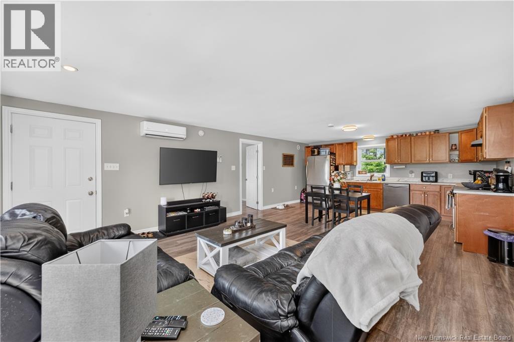 630 Howard Road - 6