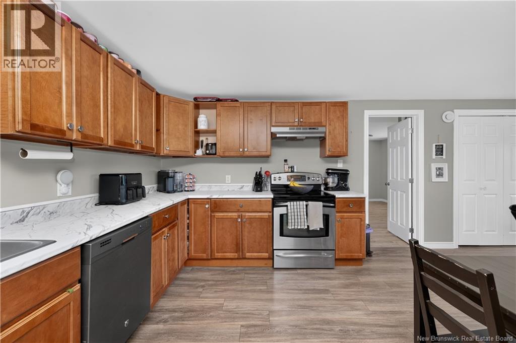 630 Howard Road - Image 9