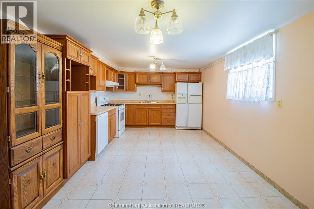 8 Regal PLACE - 20