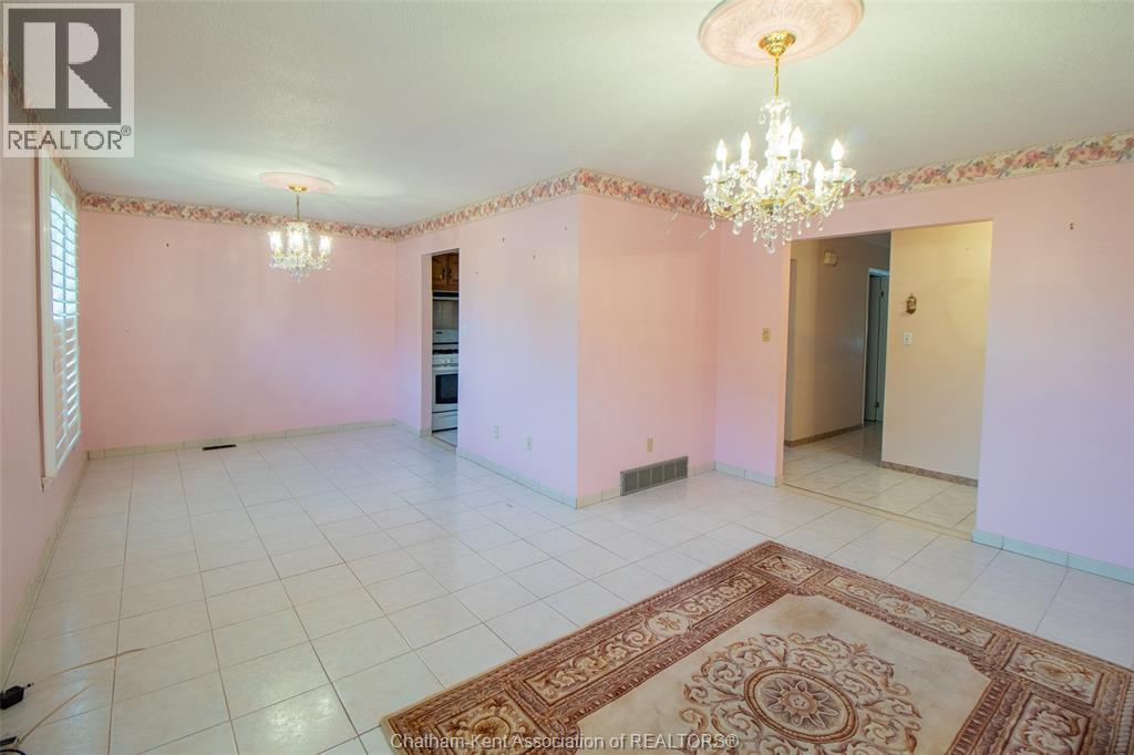 8 Regal PLACE - 5