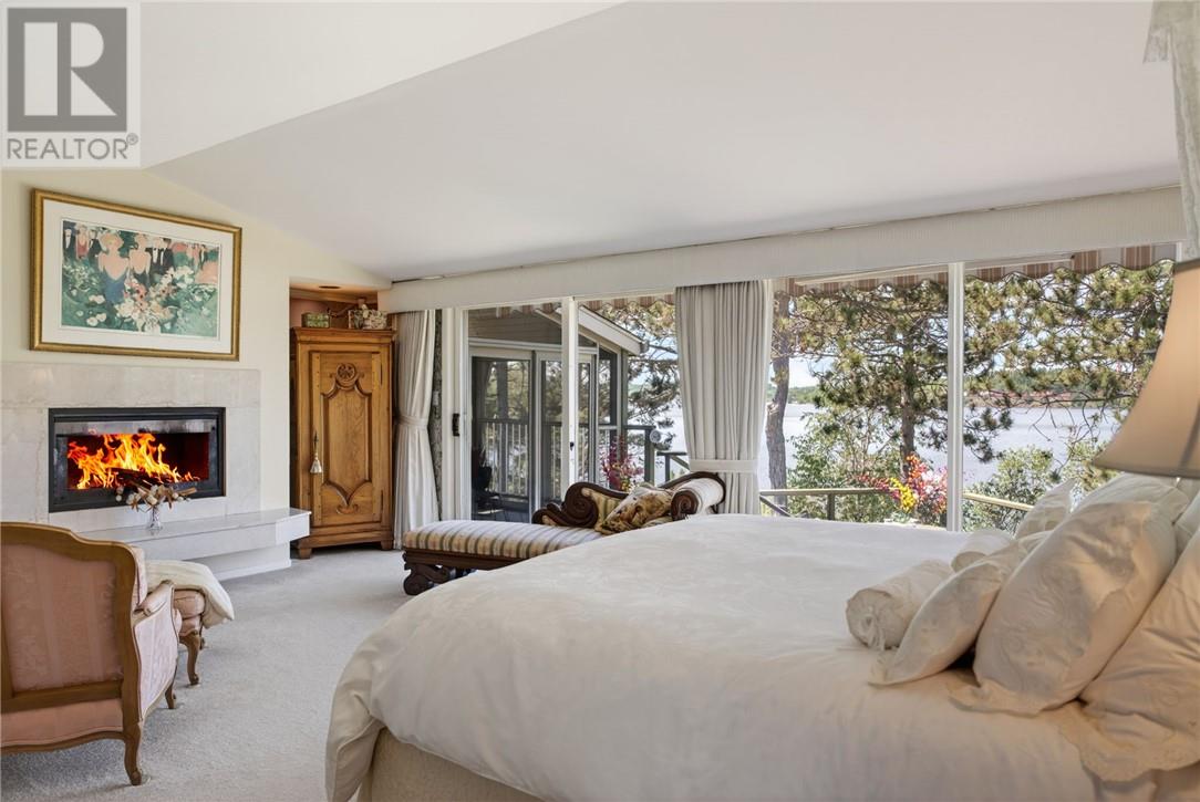 457 Lake Point Court - 35