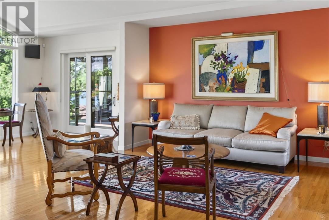 457 Lake Point Court - 26