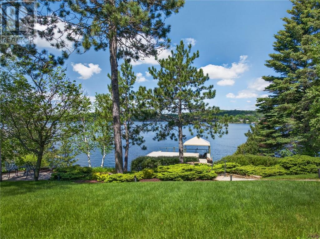 457 Lake Point Court - 6