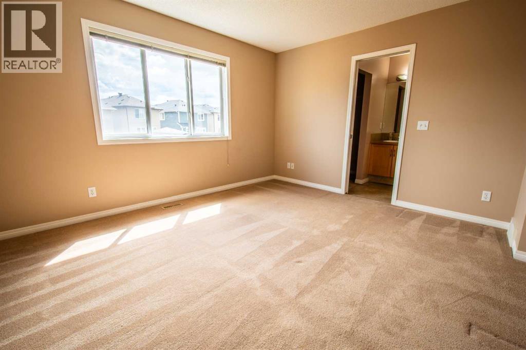 11 Saddlebrook Mews NE - 18