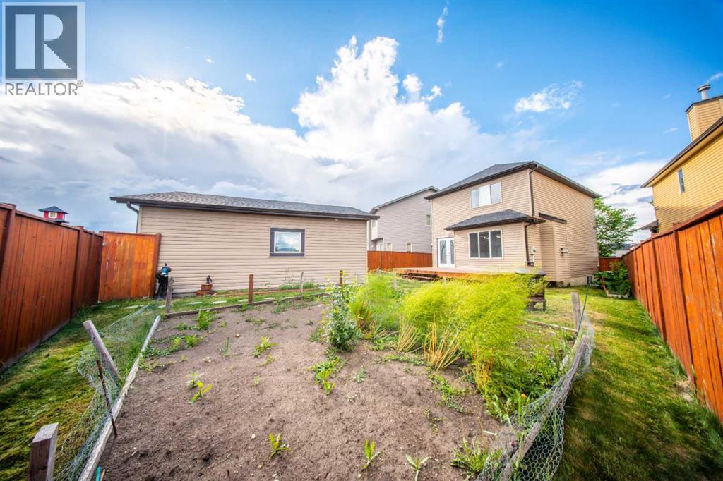 11 Saddlebrook Mews NE - 29
