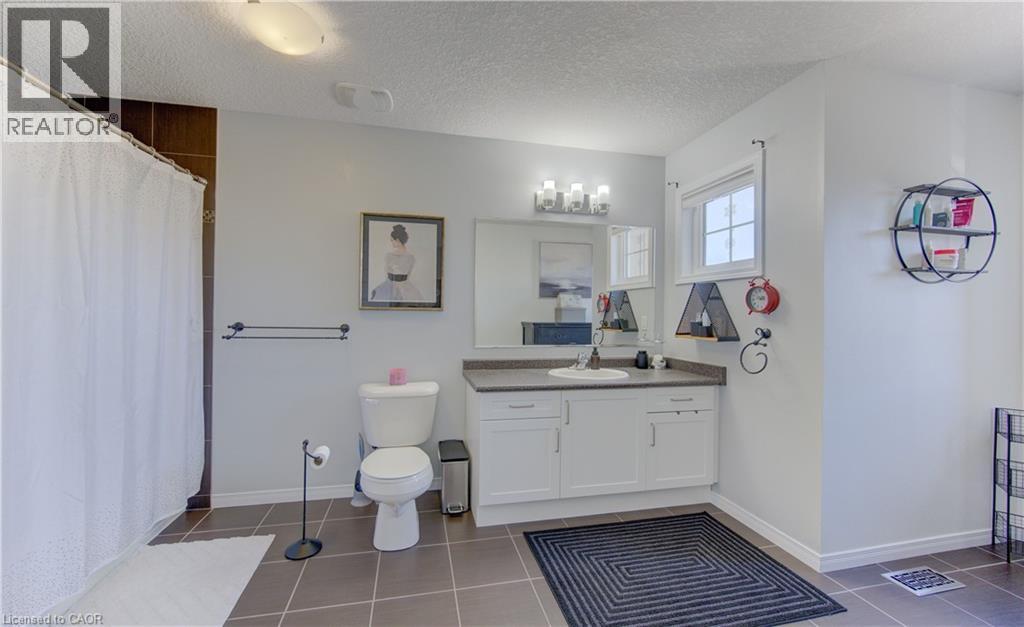 232 CRANBROOK Street - 20