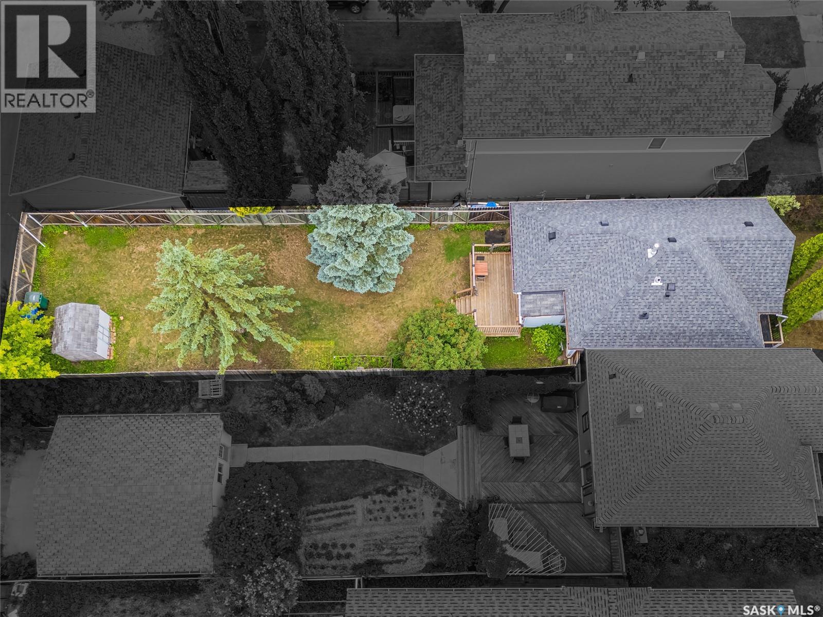 902 10th STREET E - photo 5