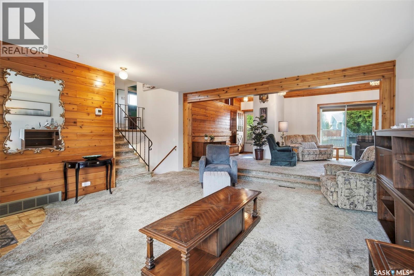 2607 Dufferin AVENUE — photo 10