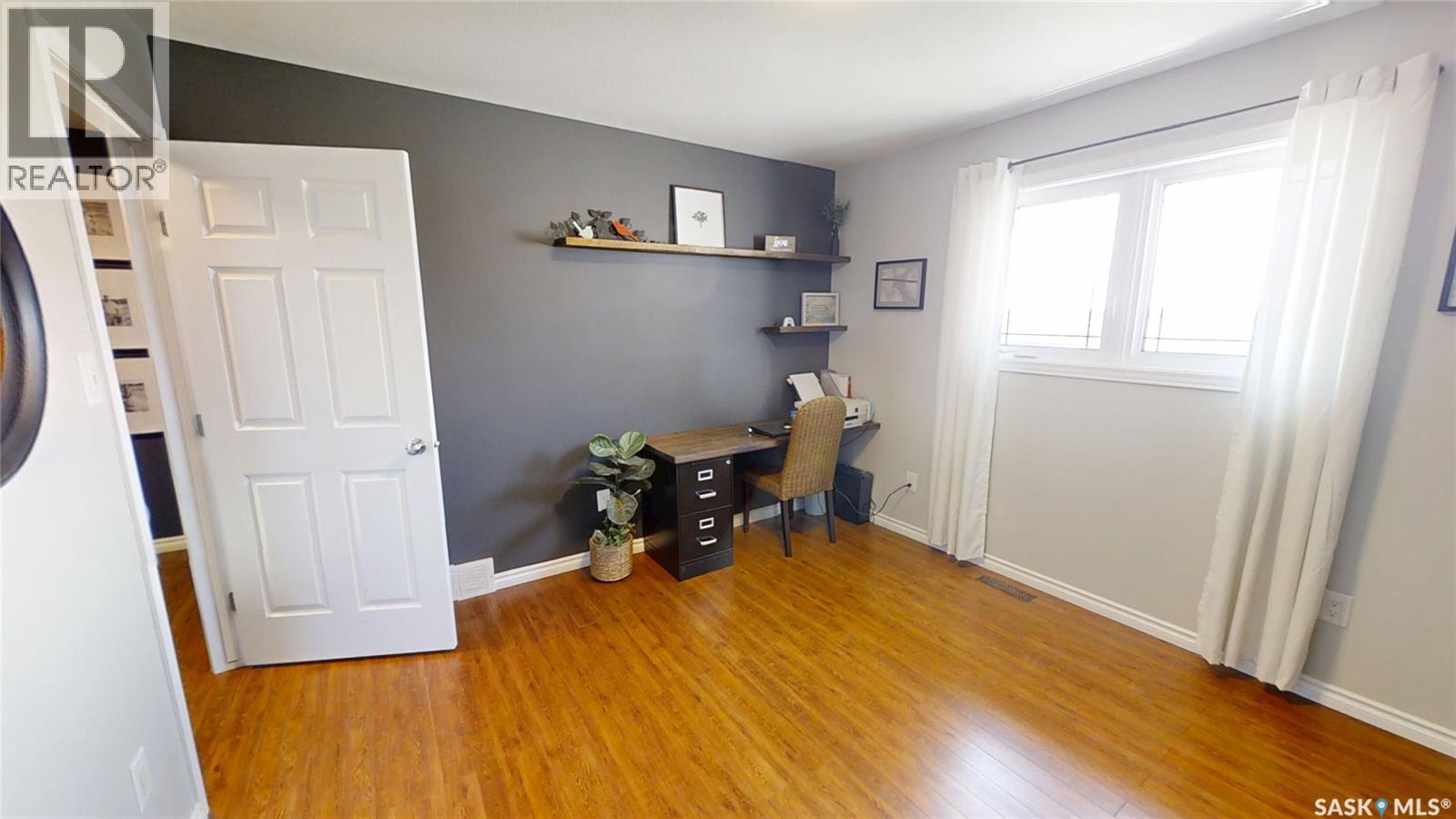 431 Brooklyn CRESCENT — photo 17