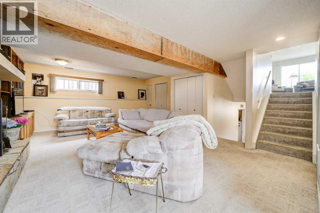 1130 James Avenue - 12