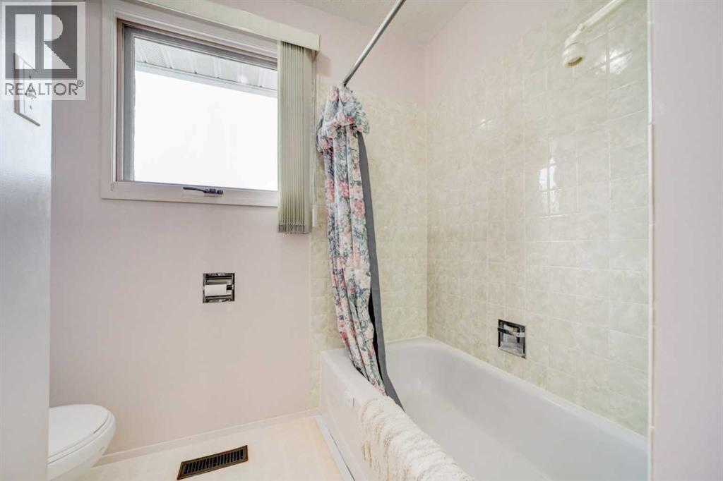 1130 James Avenue - 33