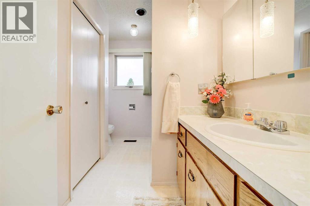 1130 James Avenue - 32