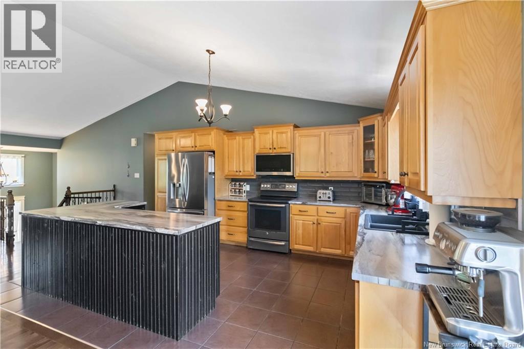 348 Goodine Street - 15