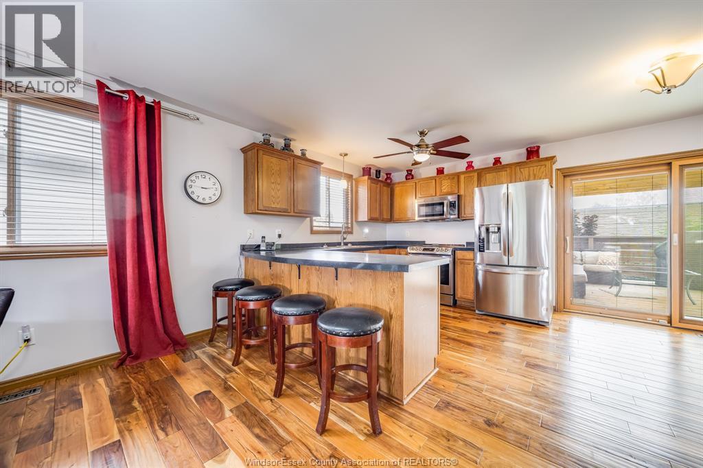 647 ALPENROSE COURT - 12