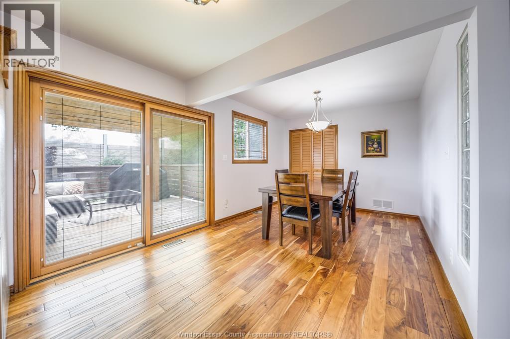 647 ALPENROSE COURT - 16