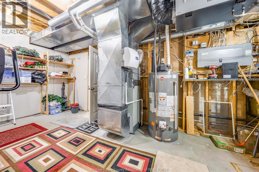 647 ALPENROSE COURT - 41