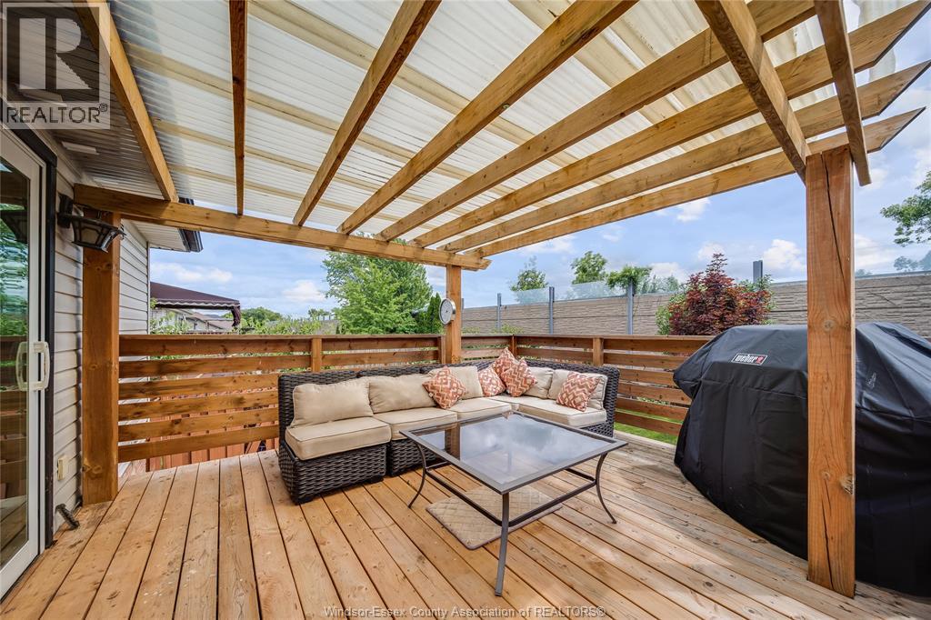 647 ALPENROSE COURT - 42