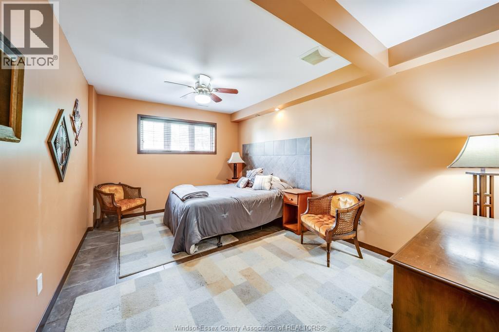 647 ALPENROSE COURT - 26