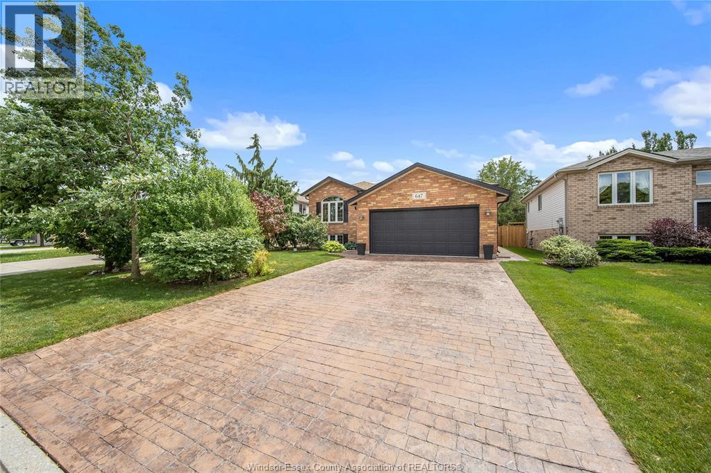647 ALPENROSE COURT - 48