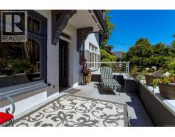 250 King George Terr, Oak Bay, BC V8S2K2 Photo 33