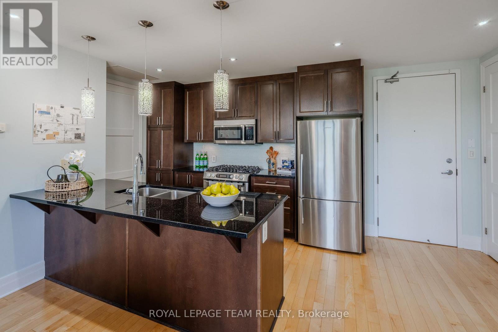 2 Bed, 2 Bath Apartment for Sale in Ottawa – 708 – 327 BREEZEHILL AVENUE S, Ottawa – MLS# X13473384 - Image 6