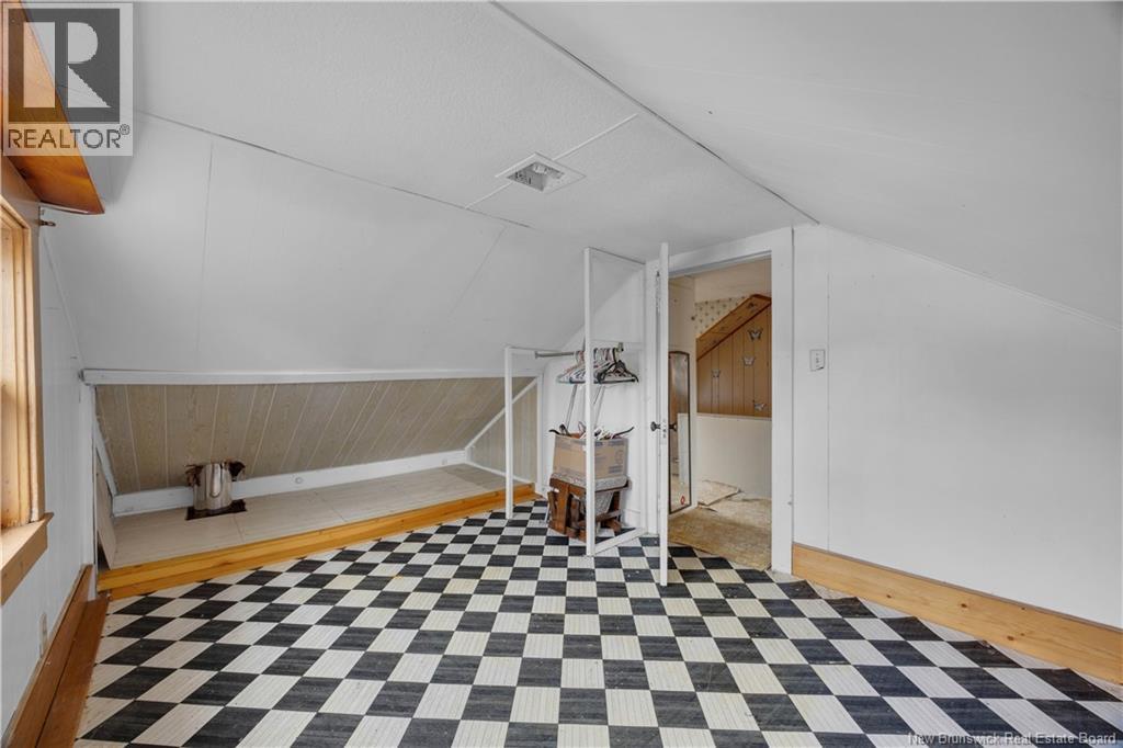 106 L'Etete Road - 24