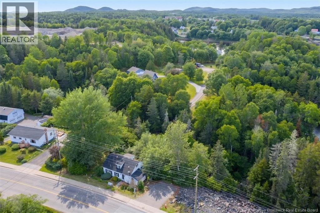 106 L'Etete Road - 28