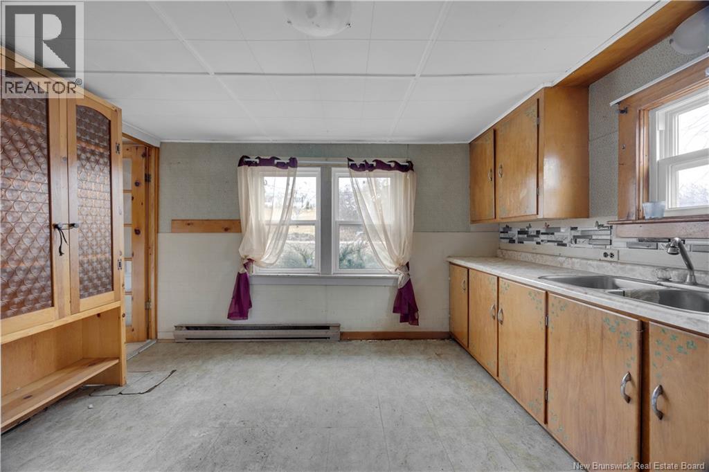 106 L'Etete Road - 11