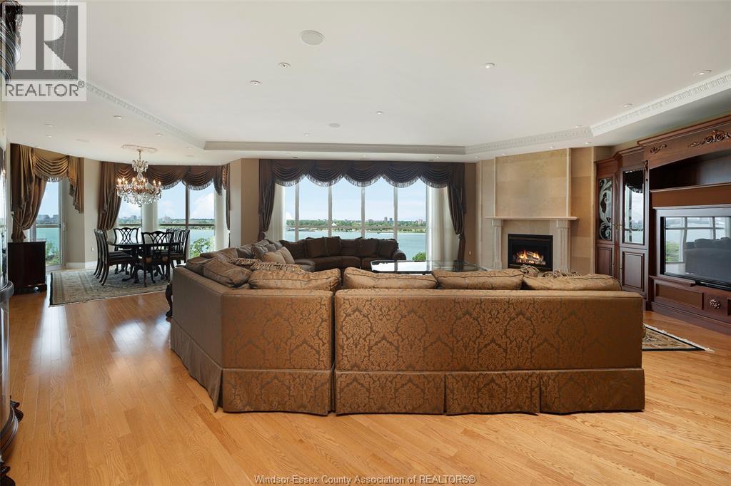 #804 4955 RIVERSIDE DRIVE - 9