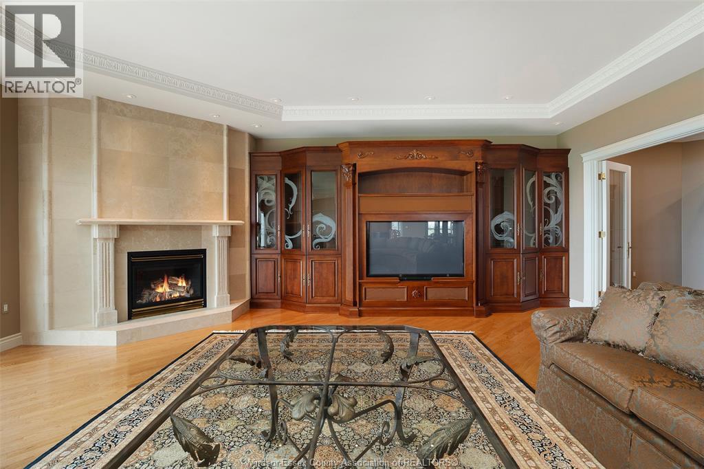 #804 4955 RIVERSIDE DRIVE - 11