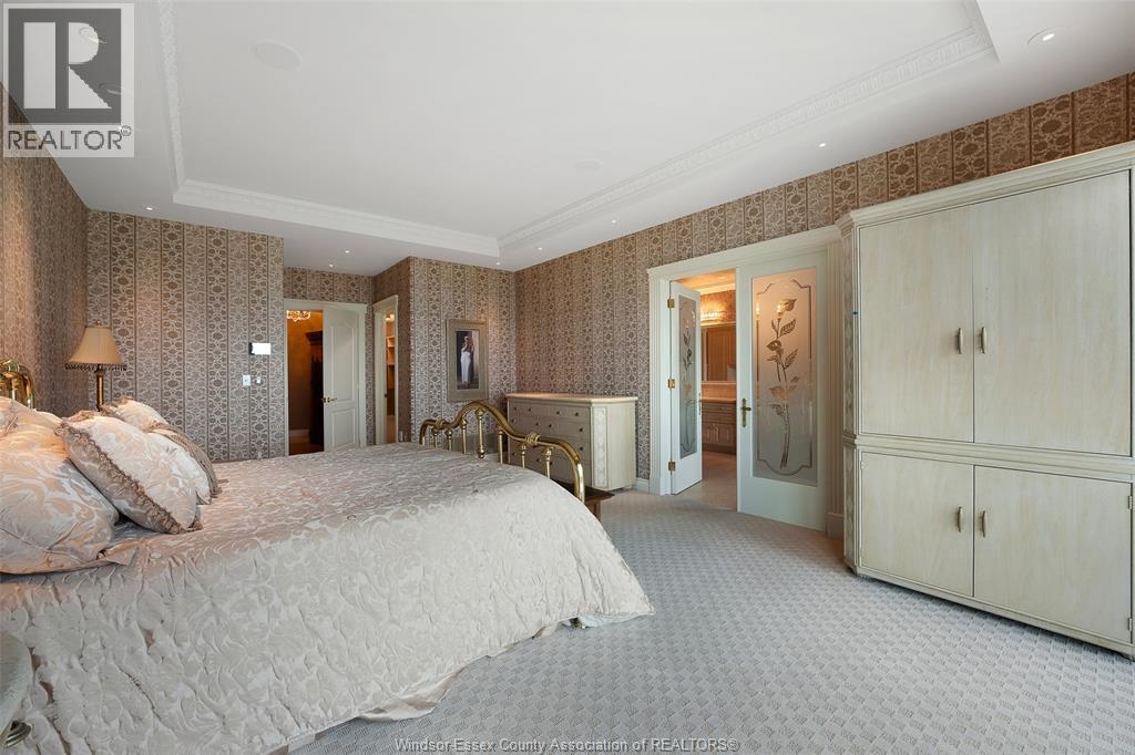 #804 4955 RIVERSIDE DRIVE - 29
