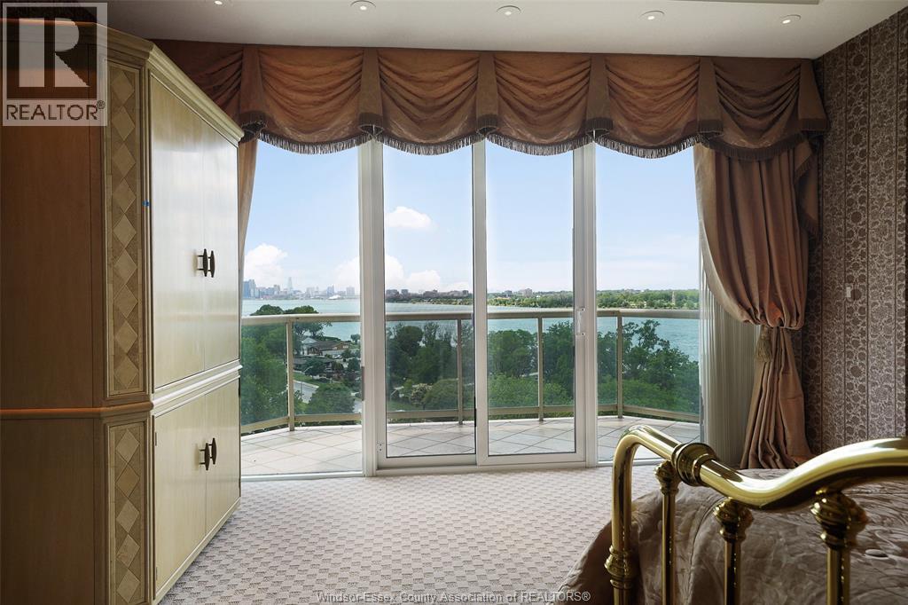 #804 4955 RIVERSIDE DRIVE - 27