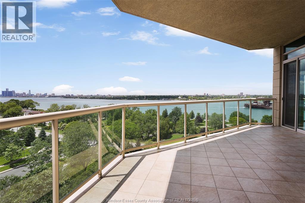 #804 4955 RIVERSIDE DRIVE - 19