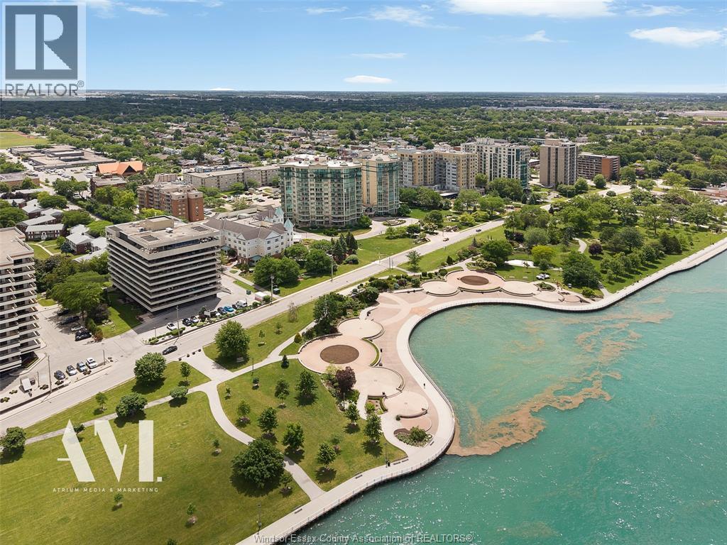 #804 4955 RIVERSIDE DRIVE - 48