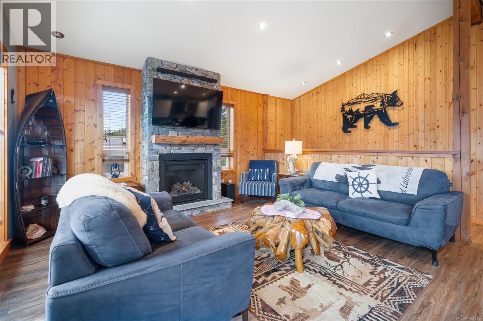 #221 6596 Baird Rd - 19