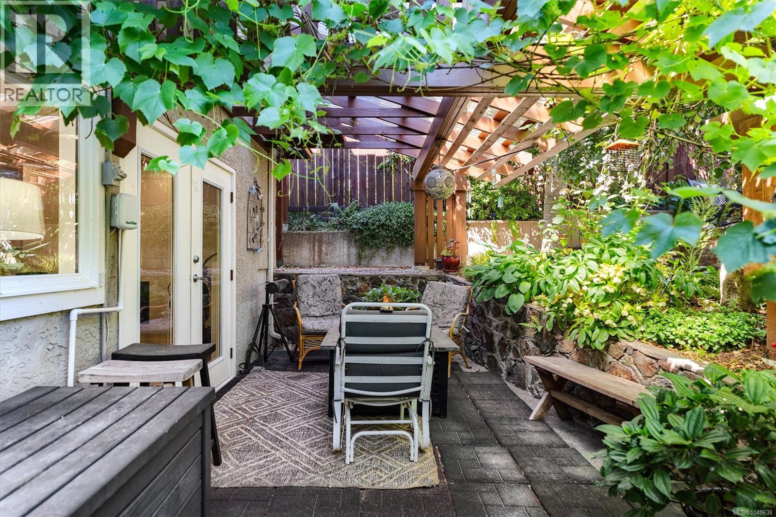  2577 Empire Street, Victoria