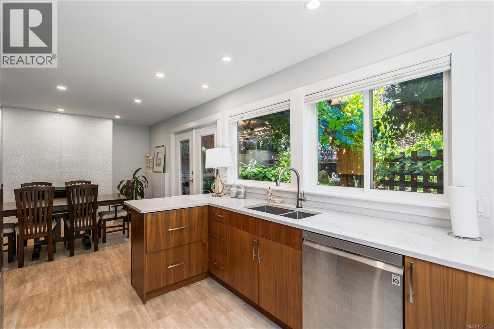  2577 Empire Street, Victoria