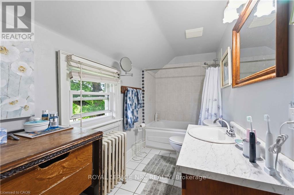 594 NIAGARA STONE ROAD - 34